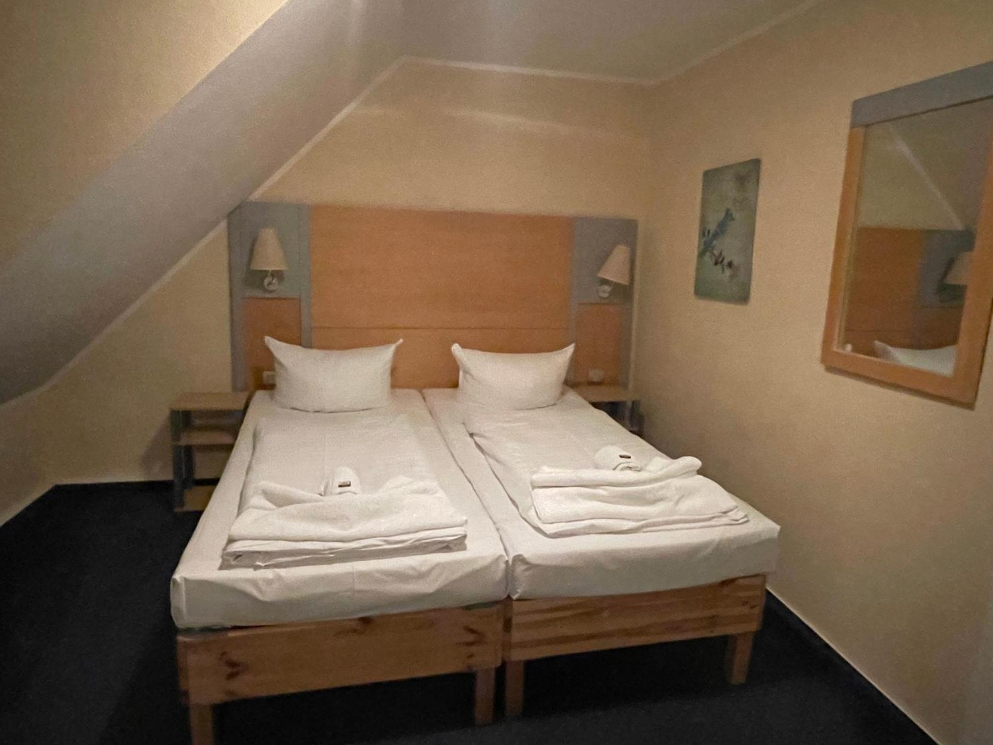 Zum Hotel Rostock